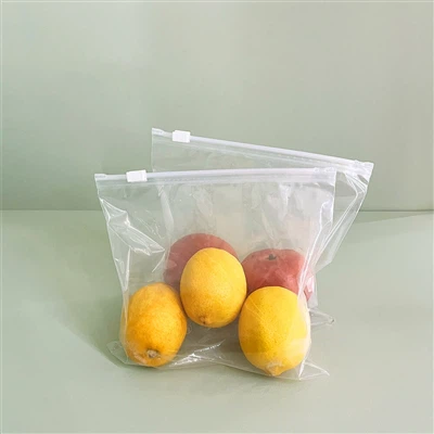 Quelle est la particularité du design du sac à chaîne coulissante ?