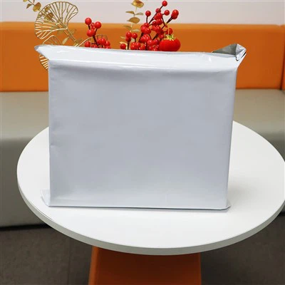 sacs d'expédition en plastique blanc